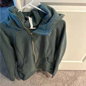 Lululemon full zip scuba